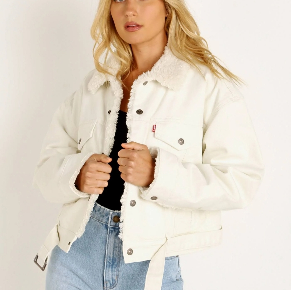 Levi's Cozy Cocoon Sherpa Jacket Tofu L